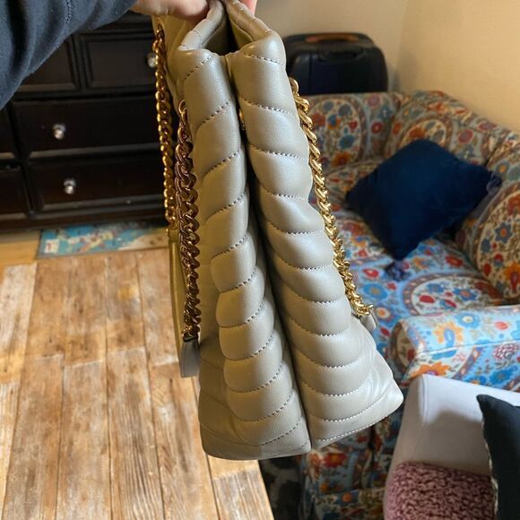 Tory Burch Kira Chevron Tote Bag - Picture 5 of 10